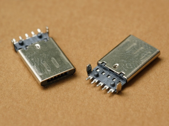 micro-USB-5P-110 (вилка на плату)