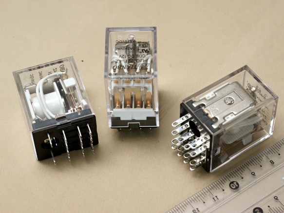 Реле HJQ-22F-24VDC-4Z
